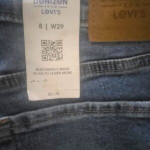 Size 8/29 Levi's